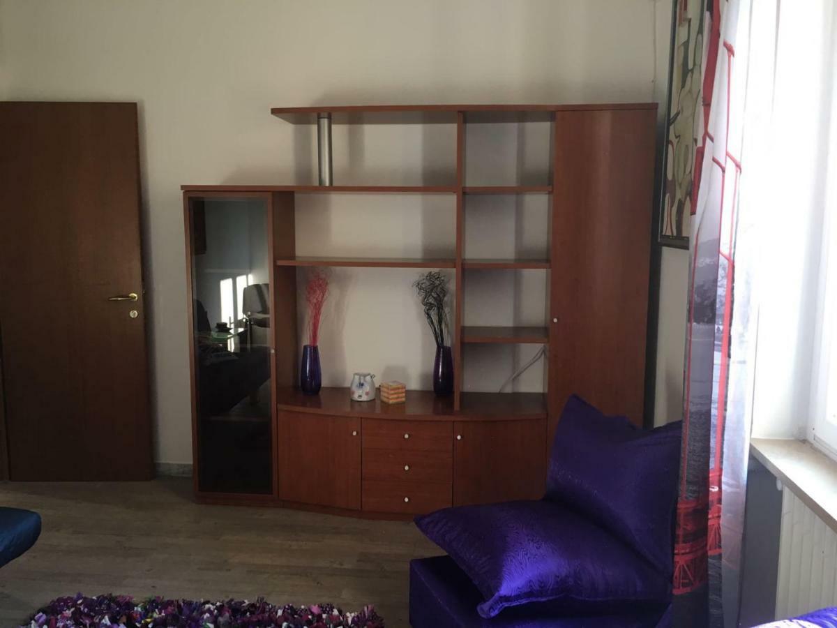 Tezone Apartment *