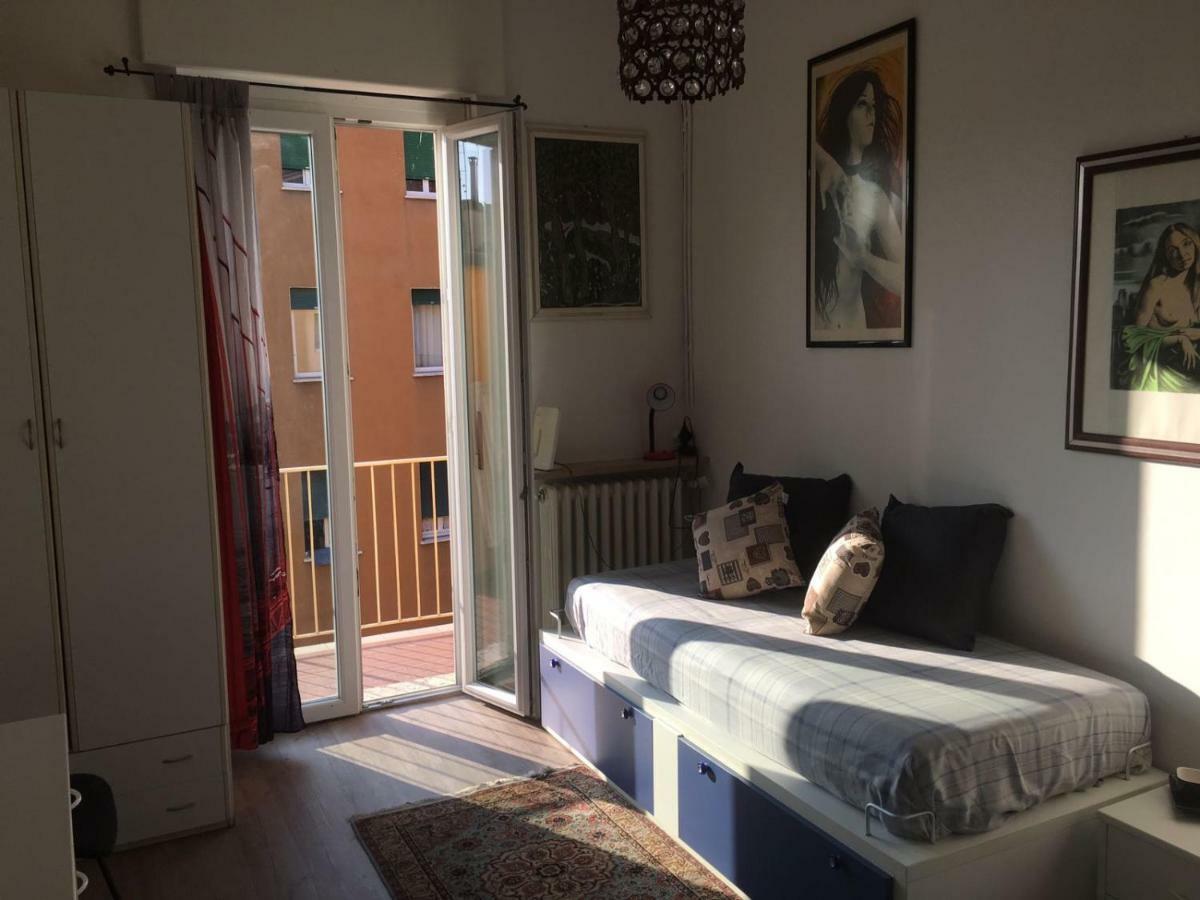 Tezone Apartment *