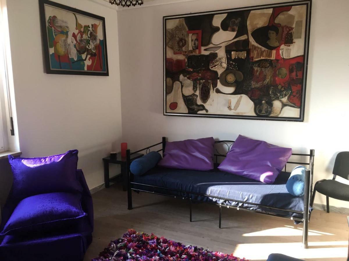 Tezone Apartment